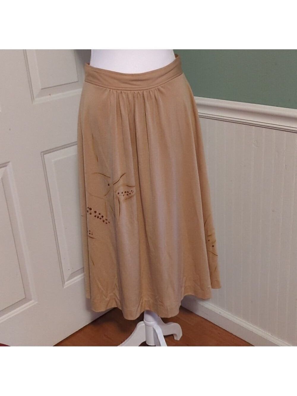 St. Simon Tan Floral Skirt 27 Waist Small